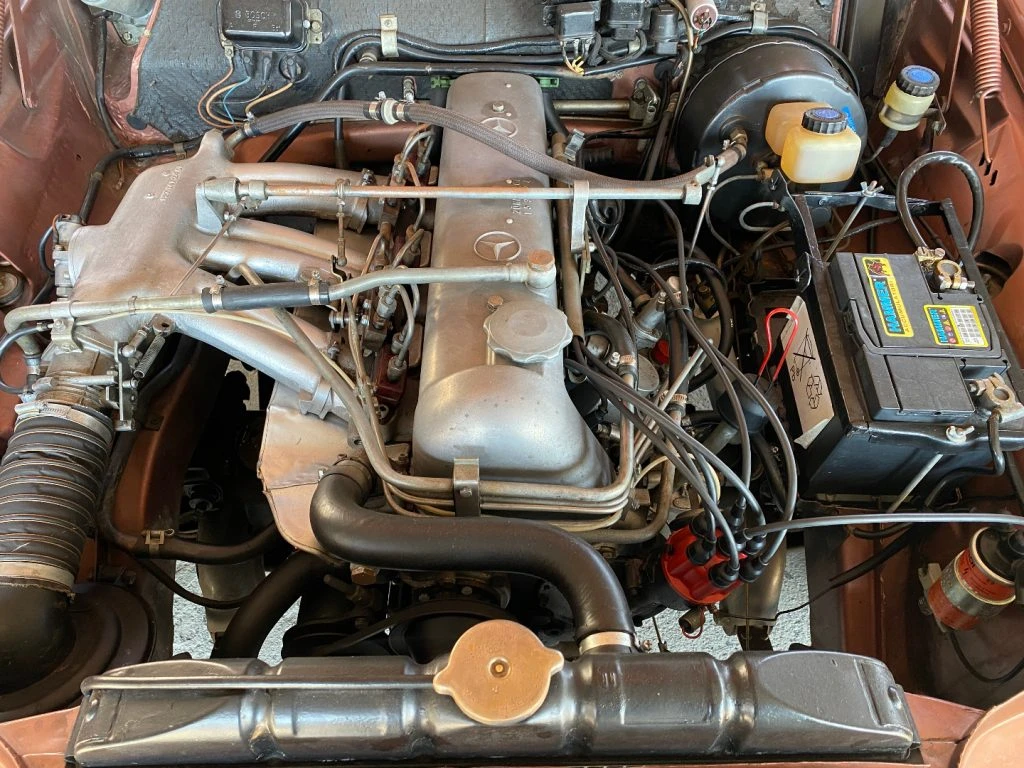 MERCEDES-BENZ 220 SEB 220SE COUPE - 23