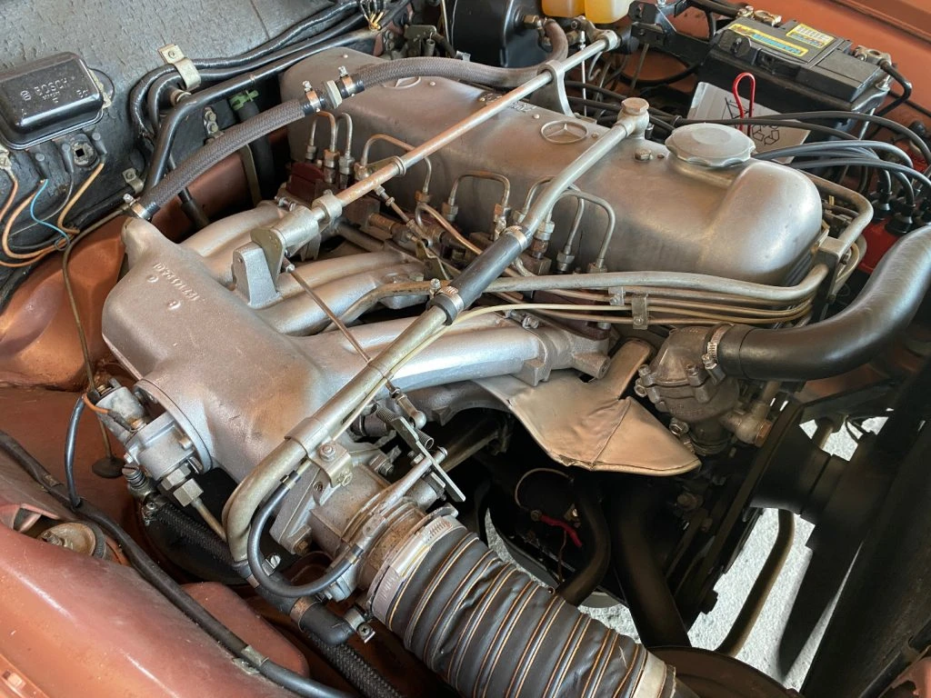 MERCEDES-BENZ 220 SEB 220SE COUPE - 25