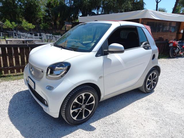 SMART ForTwo 70 1.0 twinamic cabrio Passion OK NEOPATENTATI Usato