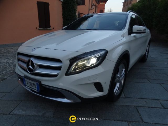 MERCEDES-BENZ GLA 200 CDI Automatic Sport 