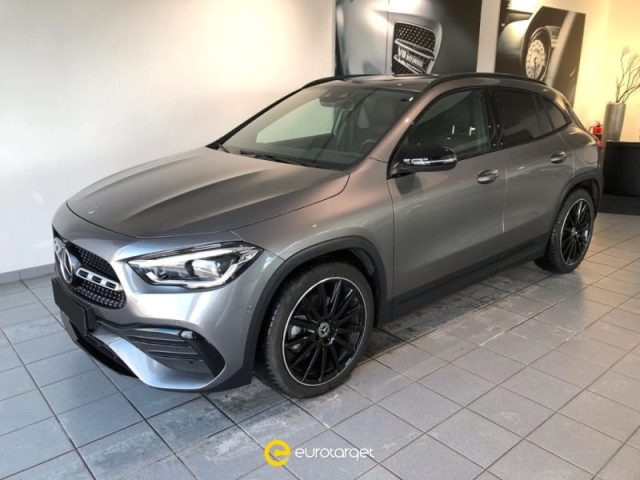 MERCEDES-BENZ GLA 200 d Automatic 4Matic Premium 