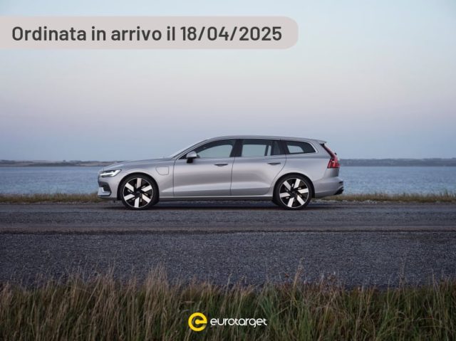 VOLVO V60 B4 automatico Plus Dark Nuovo