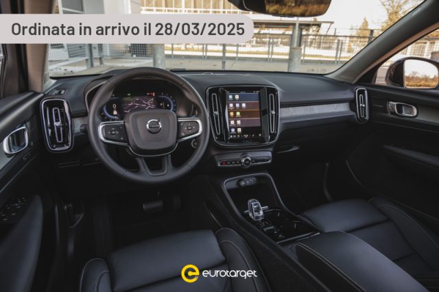 VOLVO XC40 B4 automatico Plus Black Edition 