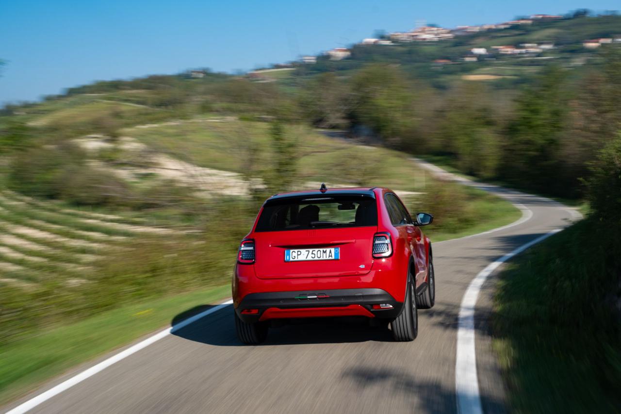 FIAT 600 Hybrid DCT MHEV - 3