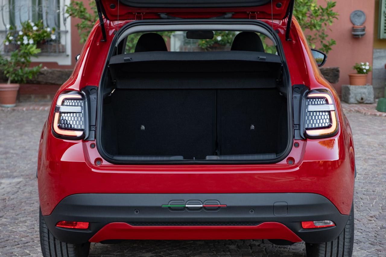 FIAT 600 Hybrid DCT MHEV - 10