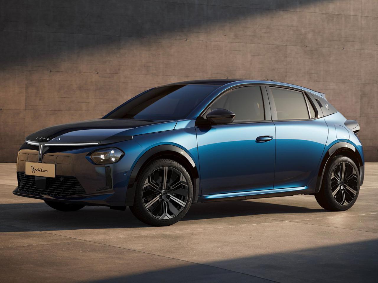 LANCIA Ypsilon Hybrid e-DCT - 2