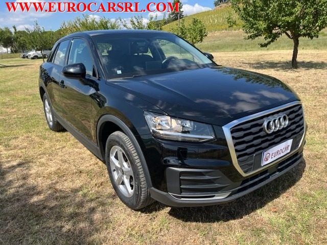 AUDI Q2 30 TFSI Business 