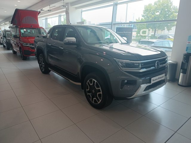 VOLKSWAGEN Amarok Grigio metallizzato