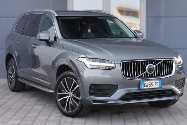 VOLVO XC90 B5 (d) AWD Geartronic Momentum 