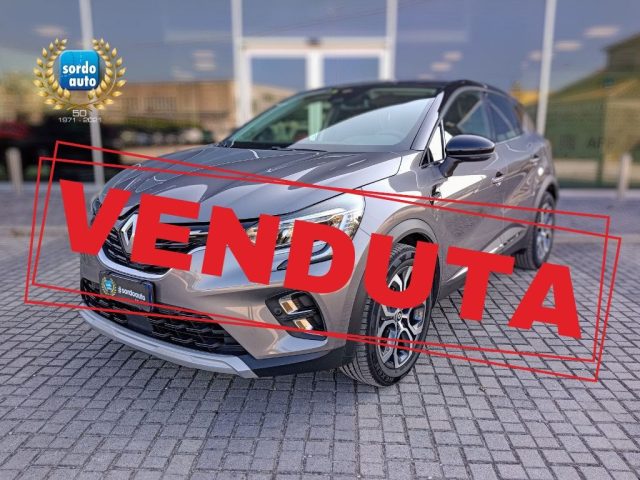 RENAULT Captur Grigio scuro metallizzato