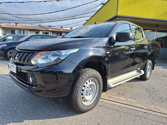 MITSUBISHI L200 2.4 DI-D/154CV Double Cab Invite N°FW359 