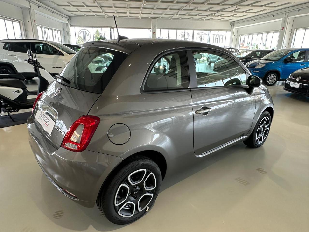 FIAT 500 1.0 Hybrid CLUB - 4