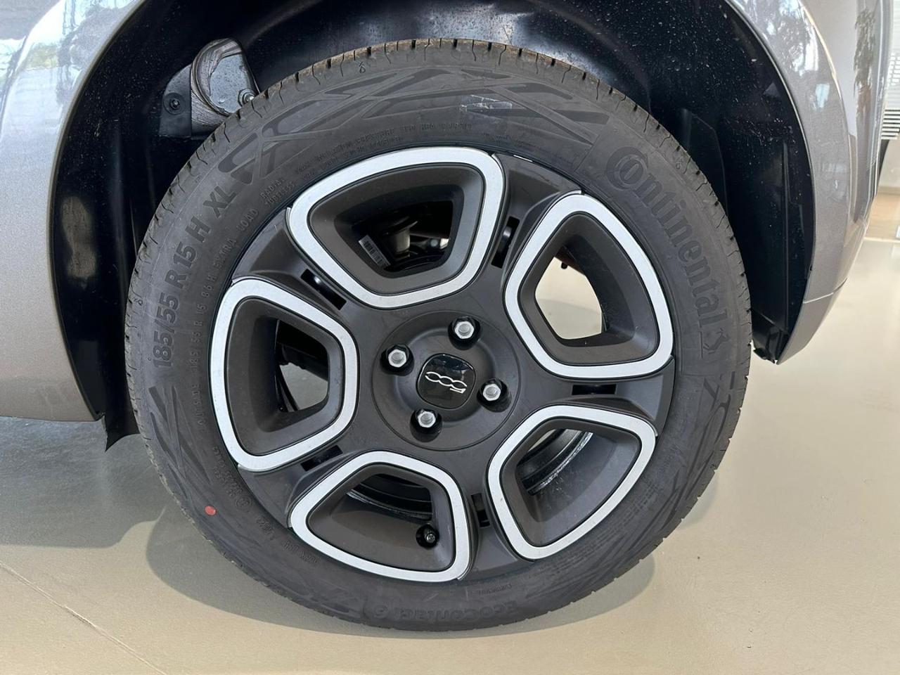 FIAT 500 1.0 Hybrid CLUB - 7