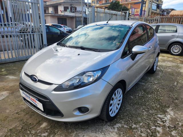 FORD Fiesta 1.4 TDCi 68CV 3 porte Titanium 