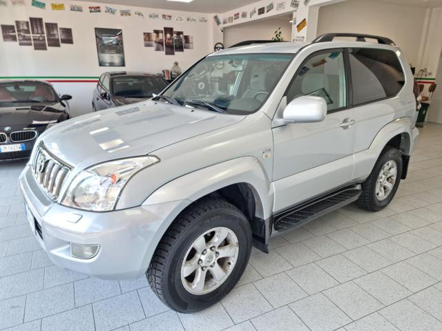 TOYOTA Land Cruiser 3.0 D-4D 16V cat 3 porte 