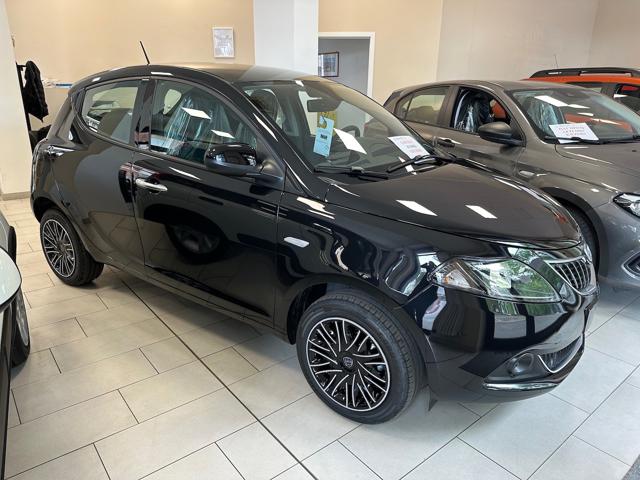 LANCIA Ypsilon 1.0 hybrid 70cv Gold Prezzo con Bonifico 