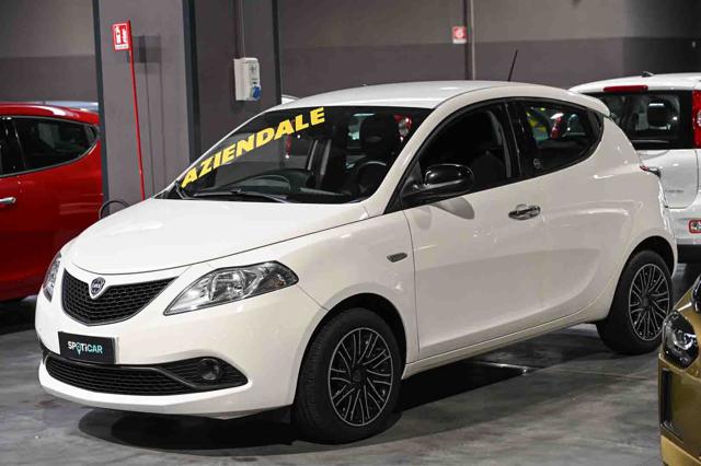 LANCIA Ypsilon 1.0 FireFly 5 porte S&S Hybrid Ecochic Gold 70cv 