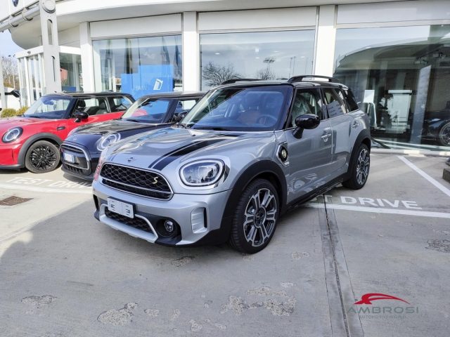 MINI Countryman Cooper SE  ALL4 Premium Mid Package 