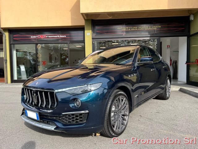 MASERATI Levante V6 AWD Granlusso UNA DI CENTO 