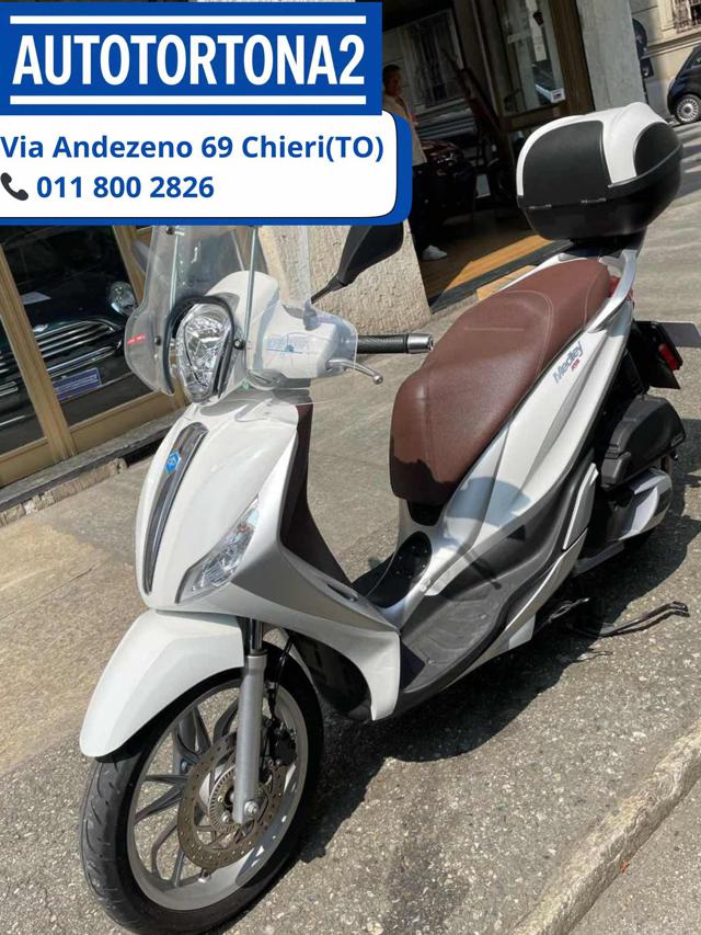 PIAGGIO Medley 150 Bianco pastello