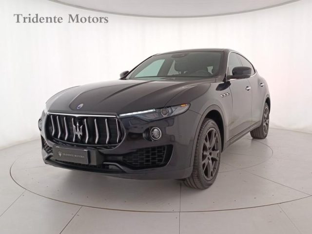 MASERATI Levante 3.0 V6 250cv auto 