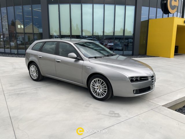 ALFA ROMEO 159 2.0 JTDm Sportwagon Distinctive 