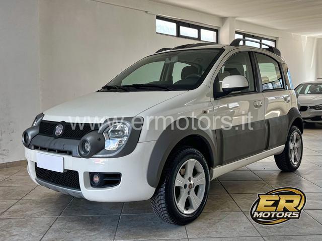 FIAT Panda 1.3 MJT 4x4 Cross: Perfetta per Ogni Terreno 