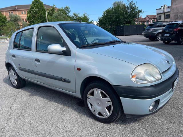 RENAULT Clio 1.2 neopatentati 86,250km Pronta  per Consegna 