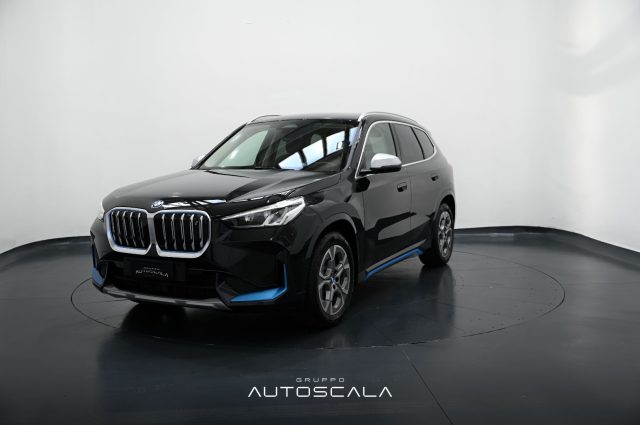 BMW iX1 xDrive 30 xLine 