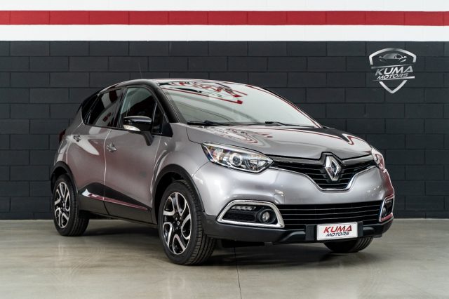 RENAULT Captur Grigio scuro metallizzato