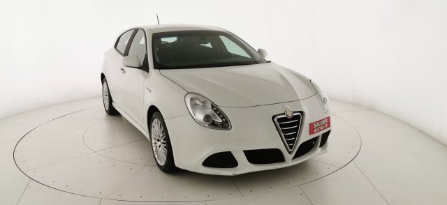 ALFA ROMEO Giulietta Bianco pastello