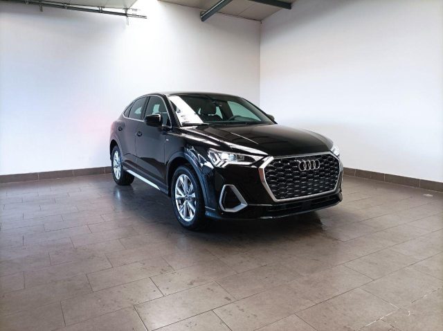 AUDI Q3 SPB 35 TDI S tronic S line 