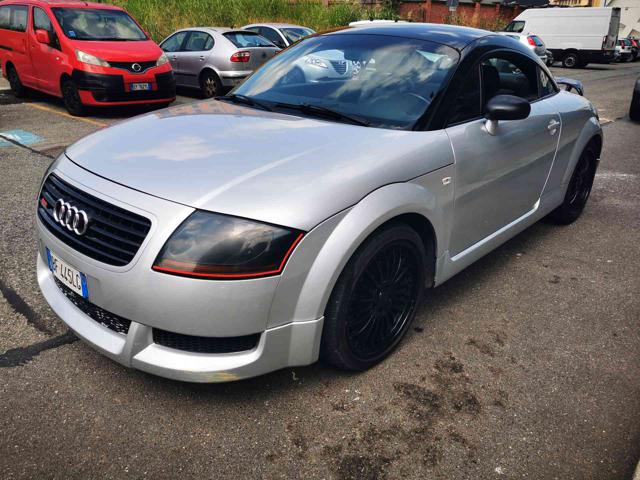 AUDI TT Grigio metallizzato