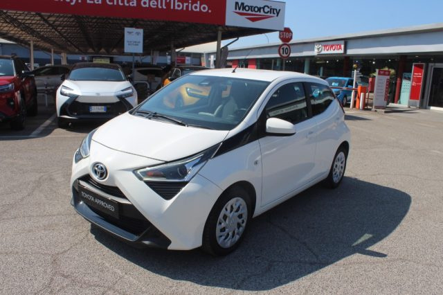 TOYOTA Aygo Connect 1.0 VVT-i 72 CV 5 porte x-play 