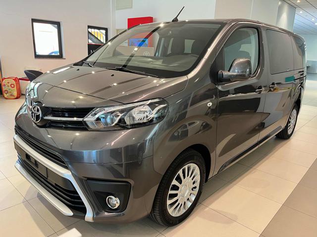 TOYOTA Proace Verso 2.0D 144 CV L1 Medium D Lounge Display Pack 