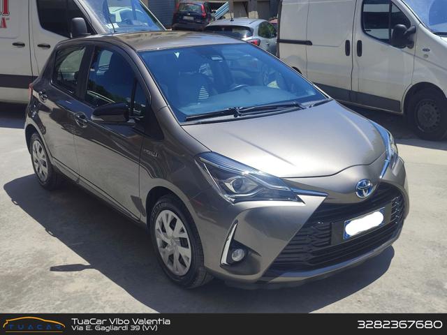 TOYOTA Yaris Cool 1.5 VVT-i HEV 