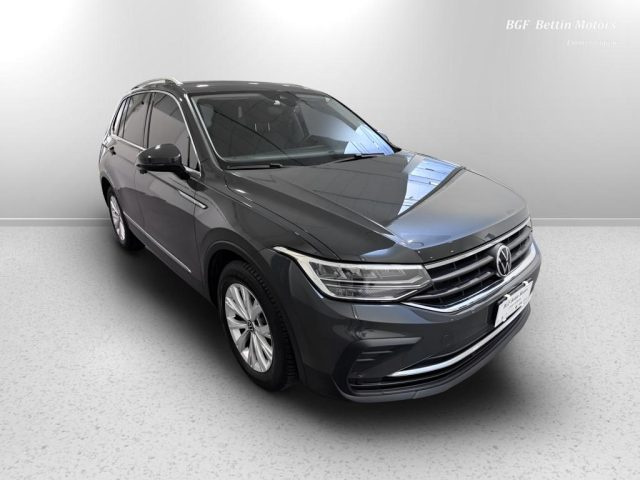 VOLKSWAGEN Tiguan 2.0 tdi scr Life 150cv dsg 