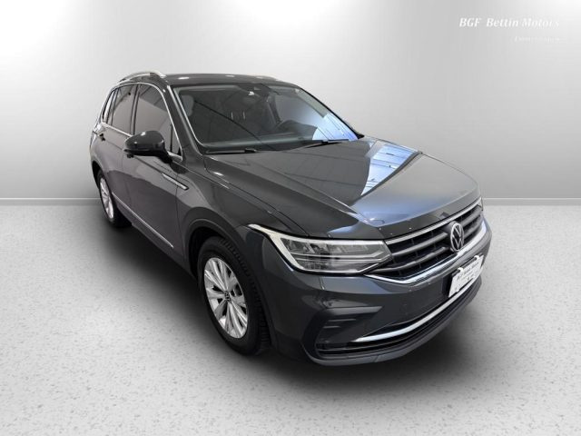 VOLKSWAGEN Tiguan 2.0 tdi scr Life 150cv dsg 