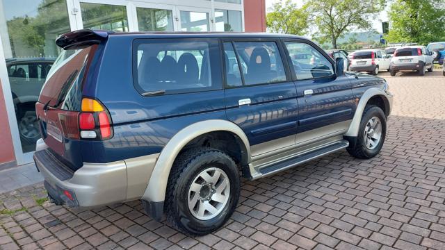 MITSUBISHI Pajero Sport 2.5 TDI GLS 