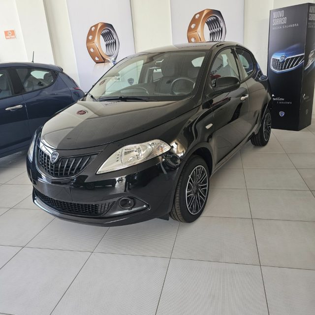 LANCIA Ypsilon 1.0 FireFly 5 porte S&S Hybrid Oro 