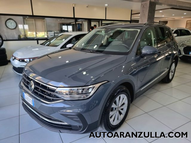 VOLKSWAGEN Tiguan Grigio scuro metallizzato