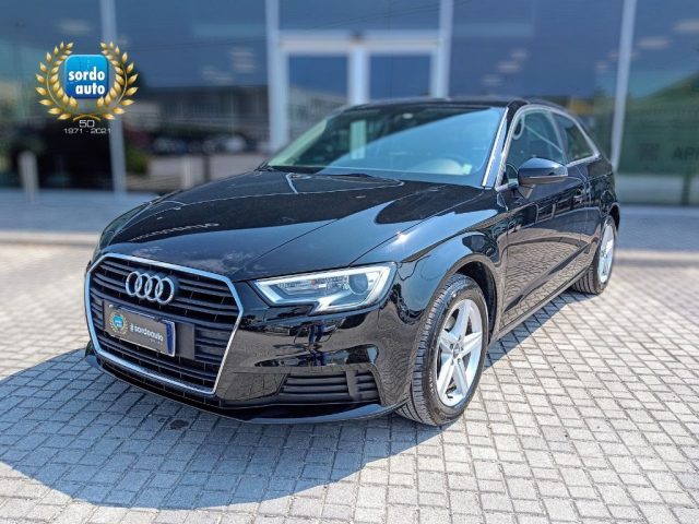 AUDI A3 1.6 TDI S tronic Business 