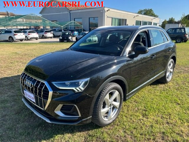 AUDI Q3 35 TDI S tronic Business Advanced 