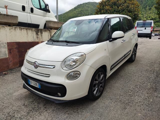 FIAT 500L Bianco pastello