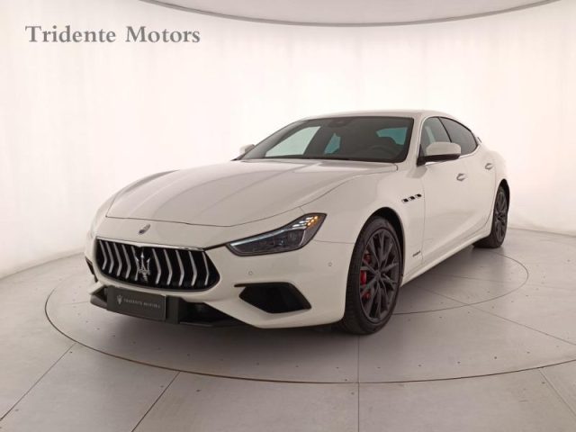 MASERATI Ghibli V6 Diesel 275 CV Gransport 