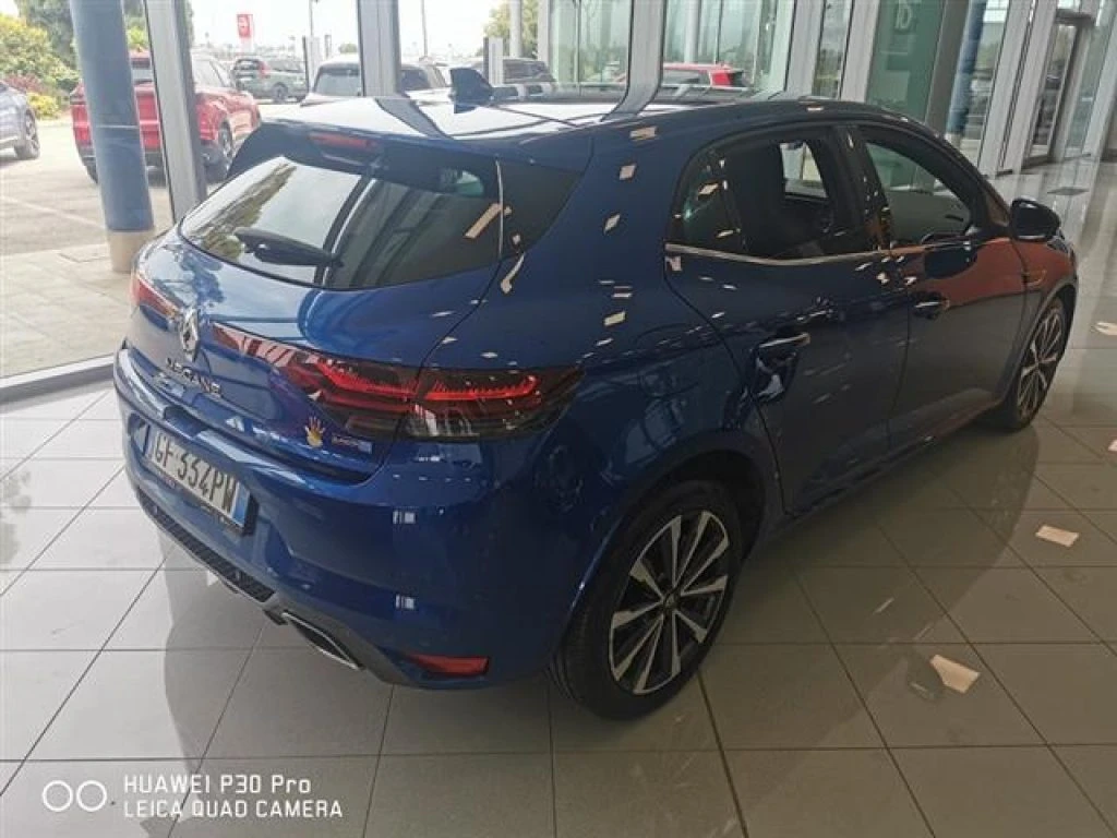 RENAULT Megane 1.6 E TECH Plug in Hybrid RS Line Auto - 2
