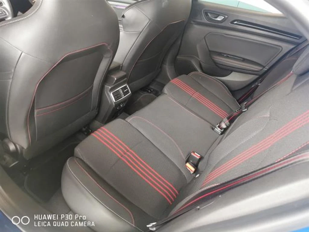 RENAULT Megane 1.6 E TECH Plug in Hybrid RS Line Auto - 7