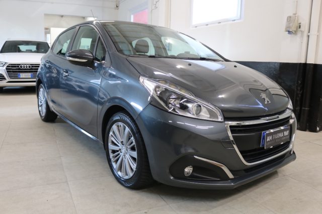 PEUGEOT 208 BlueHDi 75 5 porte AllureOK NEOPATENTATI 