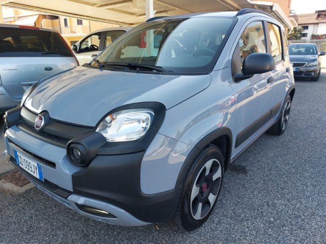 FIAT Panda 1.0 FireFly S&S Hybrid City Cross Neopatentati Usato