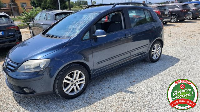 VOLKSWAGEN Golf Plus 1.6 Blue-Trendline 